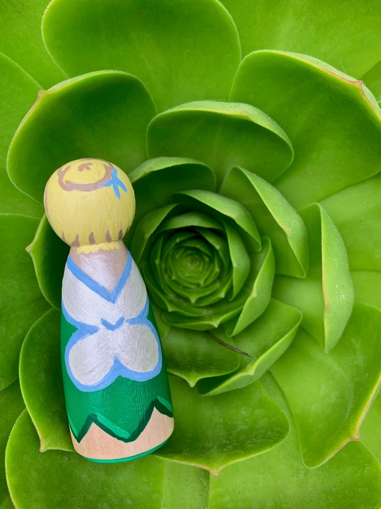 DIY Tinker Bell Peg Doll
