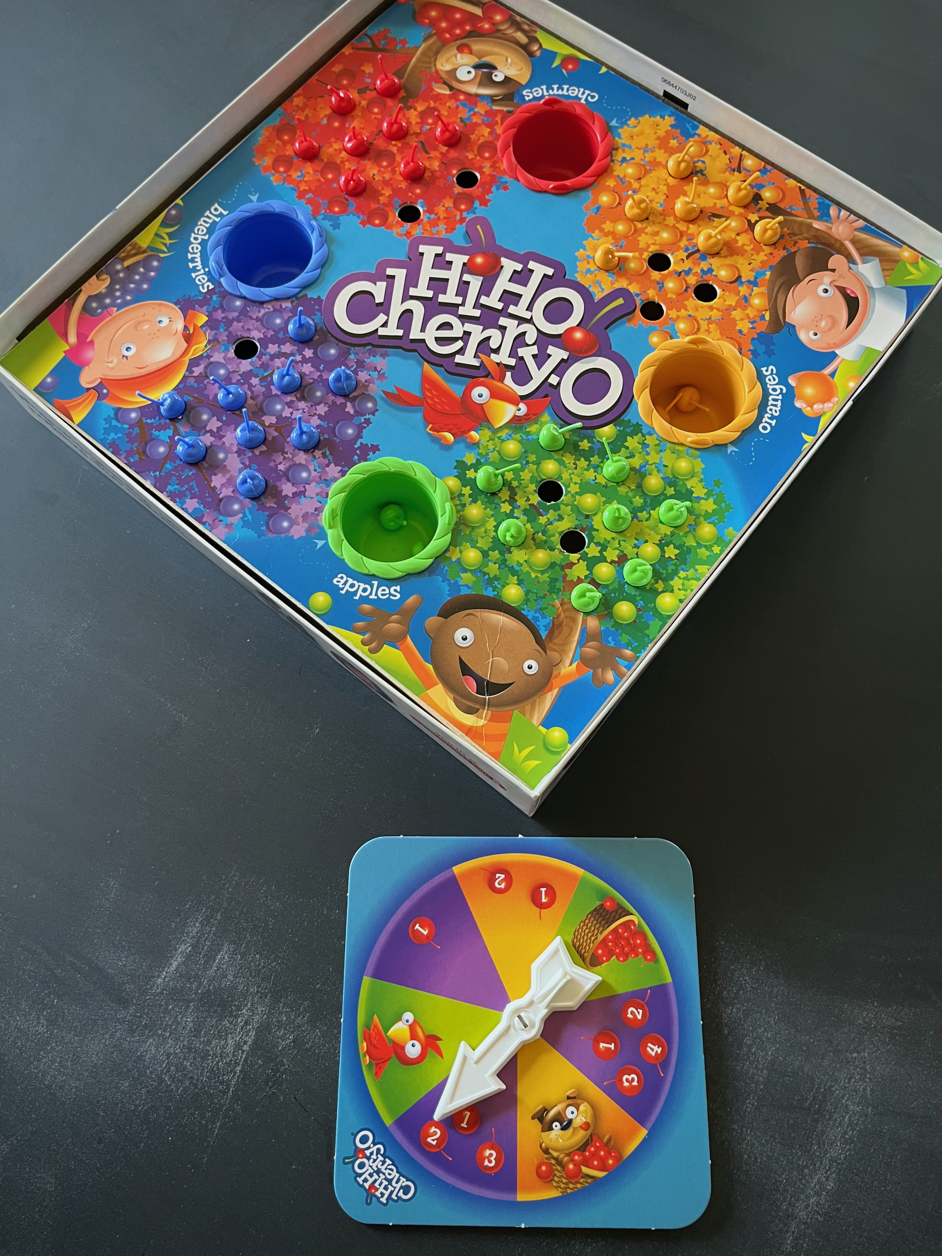 Hasbro HiHo! Cherry-O Gioco Da Tavolo Per Bambini, Gioco Di Conteggio E Numeri, 2-4 Giocatori, Età 3+